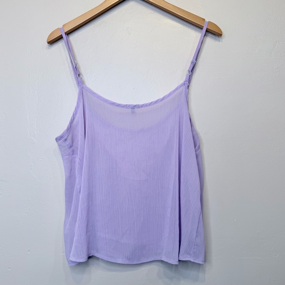 Charlotte Russe | Lilac Camisole Crochet Lace Spaghetti Strap Cami Tank Top - Picture 3 of 10